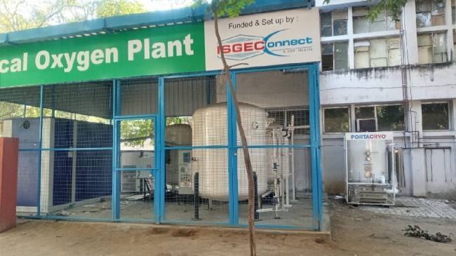 टीकाकरण का लक्ष्य पूरा, लेकिन कोरोना से बचाव के इंतजाम अधूरे