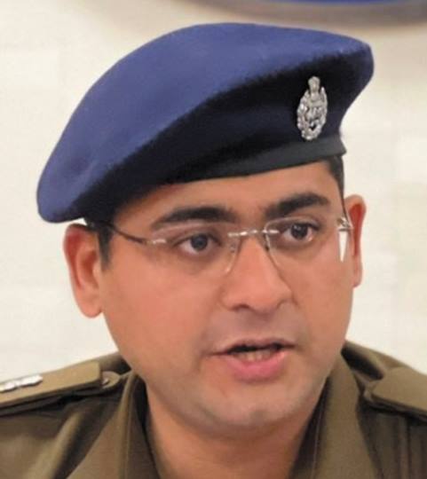 साइबर ठगी का शिकार होने पर तुरंत करें 155260 पर काल