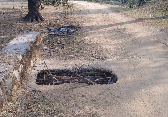 कल्वर्ट क्षतिग्रस्त, राहगीर परेशान