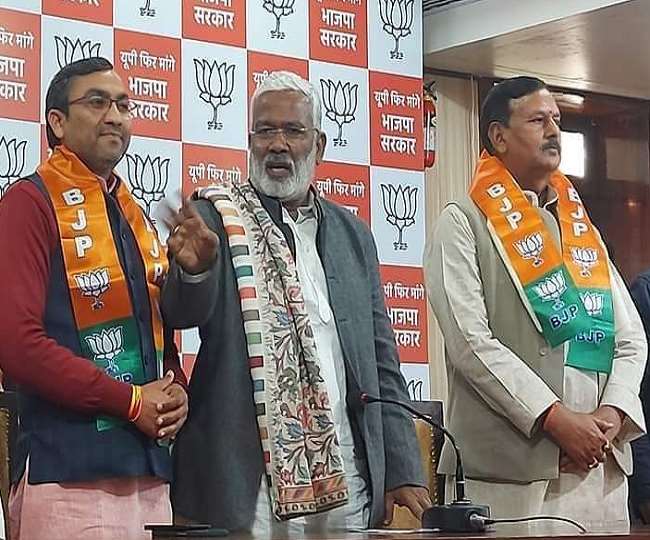 UP Chunav 2022: पूर्व कैबिनेट मंत्री रंगनाथ मिश्रा के साथ सपा के पूर्व विधायक मनीष रावत भाजपा में शामिल