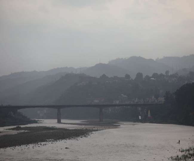 जम्मू : खिली धूप के बाद राहत भरा हुआ मौसम, रात को शीतलहर का प्रकोप अभी भी बना हुआ है