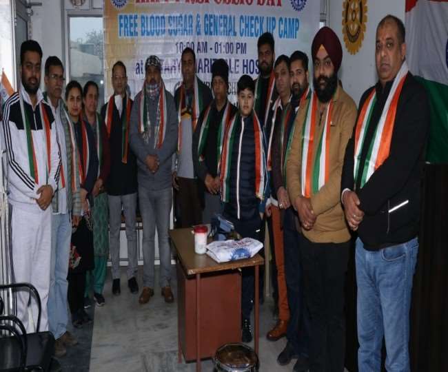 रोटरी क्लब जालंधर ईस्ट ने श्री लक्ष्मी नारायण मंदिर में लगाया मेडिकल कैंप, 250 मरीजों की हुई जांच