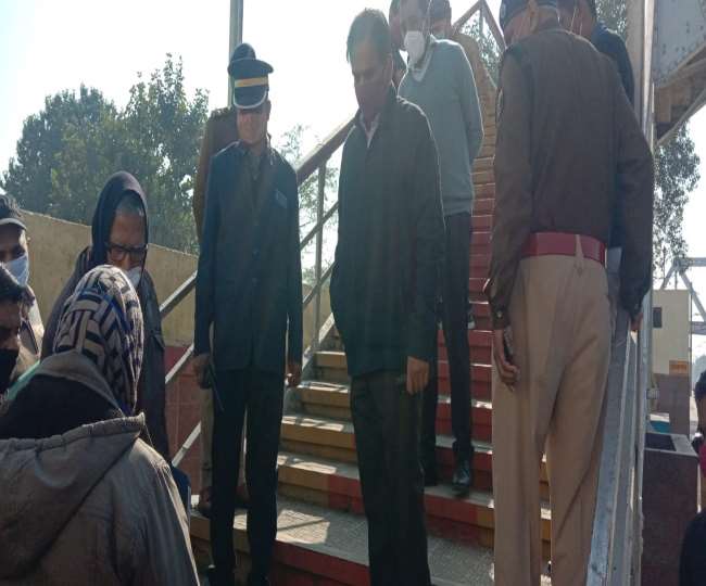 जानें हाथरस स्टेशन पर कब बढ़ेंगी यात्री ट्रेनें, ये है खास वजह
