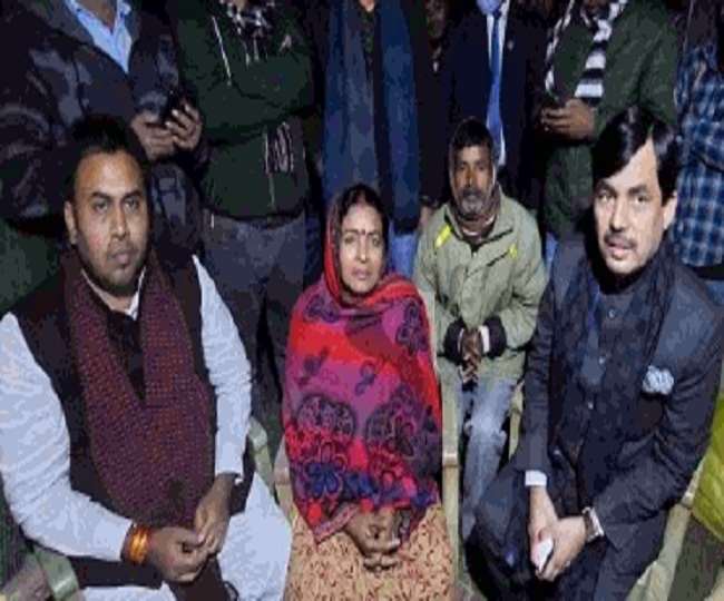उद्योग मंत्री शाहनवाज हुसैन ने कहा, बापू के सपनों को साकार कर रहीं इंदु देवी