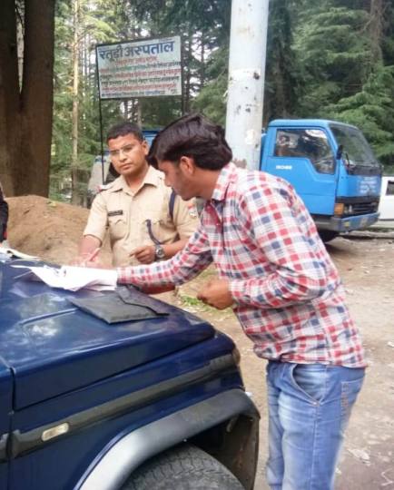 35 वाहनों का चालान, 3800 रुपये वसूला जुर्माना