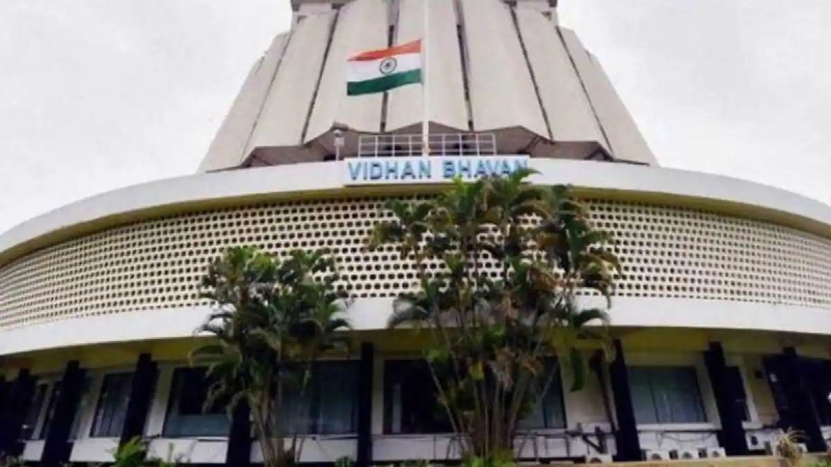 MVA Crisis: स्पीकर की निष्पक्षता पर लगातार उठते रहे हैं सवाल, सुप्रीम कोर्ट पहुंचे मामलों की लिस्ट है लंबी
