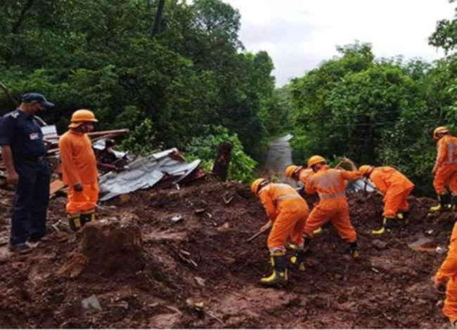 Maharashtra Rains: महाराष्ट्र में बारिश से मरने वालों की संख्या और बढ़ी, 213 की मौत आठ लापता; ऊर्जा मंत्री राउत लेंगे नुकसान का जायजा
