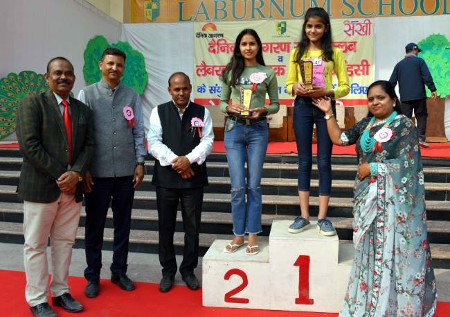 नींबू दौड़ में रितु, रंगोली दौड़ में दीपिका प्रथम