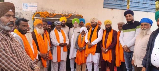 रुपनपुर व धालीवाल दोना के कई परिवार कांग्रेस में शामिल
