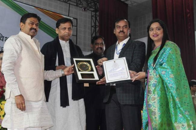 राजभाषा में बेहतरीन कार्य करने के लिए एफसीआइ पटियाला को मिला प्रथम पुरस्कार