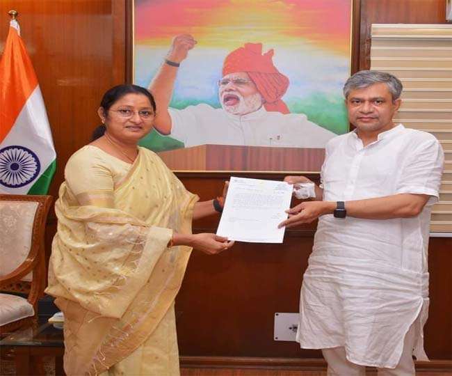 Jharkhand Politics: क्या रांची से गिरिडीह के बीच चलेगी इंटरसिटी एक्सप्रेस ! अन्नपूर्णा को रेल मंत्री से उम्मीद