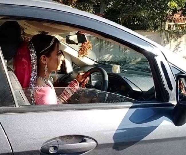 खुद गाड़ी चला पार्लर से विवाहस्थल तक पहुंची रुड़की की यह दुल्हन, इंटरनेट मीडिया पर वीडियो खूब हो रहा वायरल
