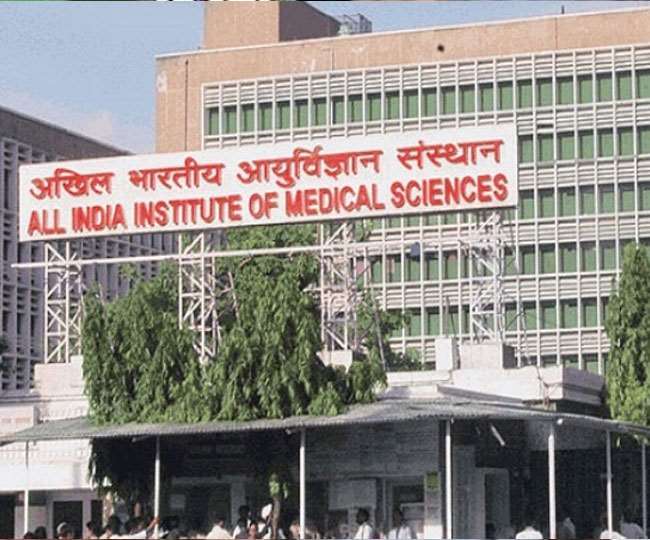 पकड़े गए दो कर्मचारी, निजी लैब के लिए करते थे काम, जानिए क्या है इनका एम्स से कनेक्शन