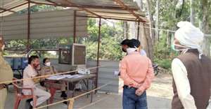 पांच दिनों में 1500 प्रवासियों ने सीमा पर की इट्री