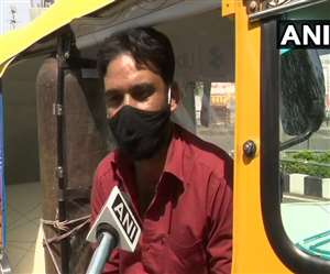 ऑटो को एंबुलेस में बदल मुफ्त सेवा दे रहे जावेद, जाने क्या कहा