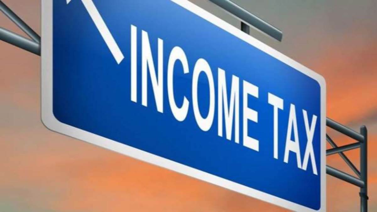 Chhattisgarh: छत्तीसगढ़ के कई शहरों में आयकर विभाग की दबिश
