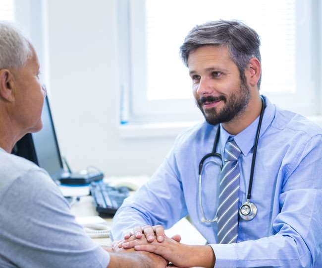 Men Health Guide: पुरुषों को अपने डॉक्टर से ज़रूर पूछने चाहिए सेहत से जुड़े ये 4 सवाल