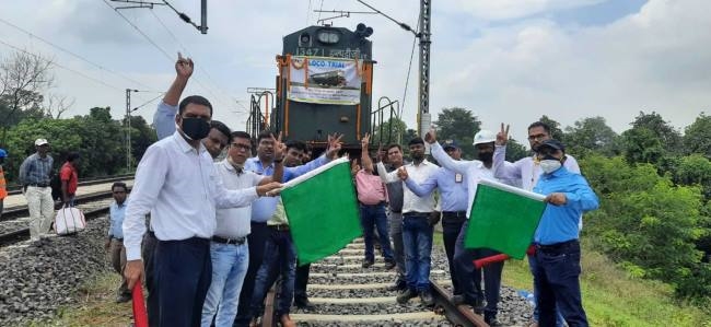 थापरनगर रेलवे स्टेशन से एमपीएल तक लोको इंजन का ट्रायल सफल