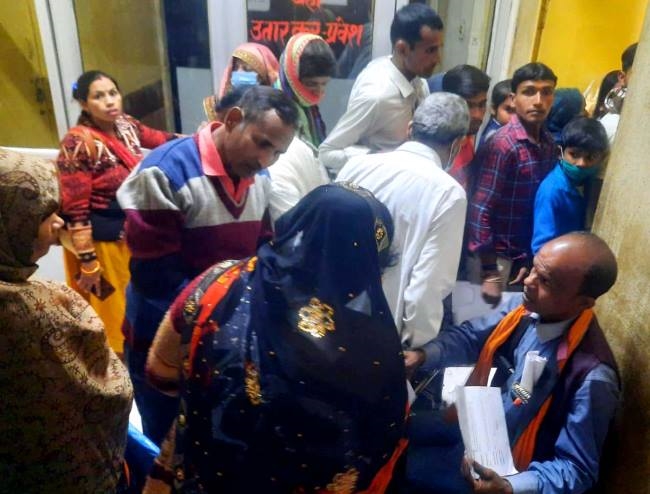 मास्क से दूरी कहीं पड़ न जाए भारी