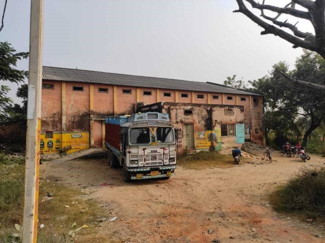 कैमूर जिले को आवंटित डीएपी खाद पहुंची बिस्कोमान भवन