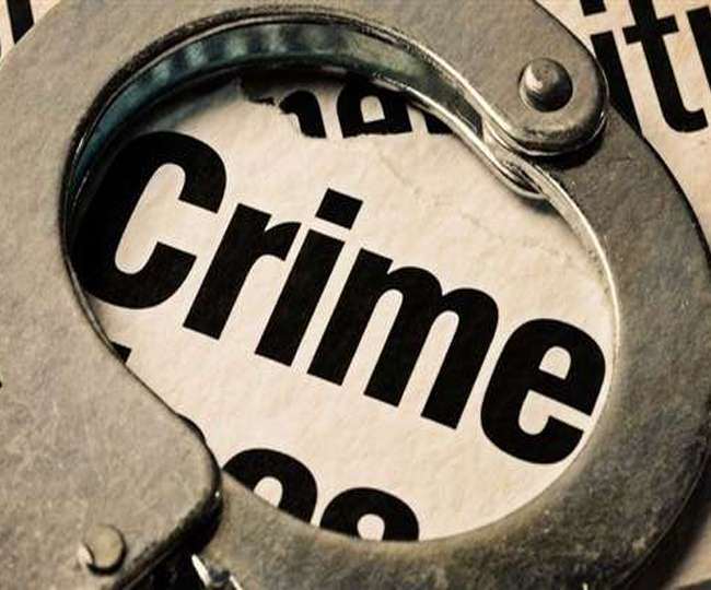 डिलाइट सिनेमा में मूवी दिखाने से इंकार करने पर बदमाश ने युवक को चाकू मारकर किया घायल , गिरफ्तार