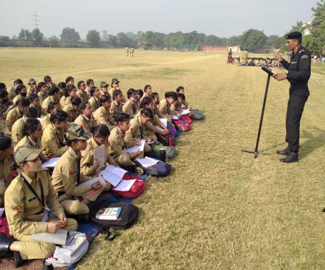 NCC Annual Training Camp: मेरठ में कर्नल पंकज साहनी बोले-अनुशासन और कठिन परिश्रम ही सफलता की सीढ़ी