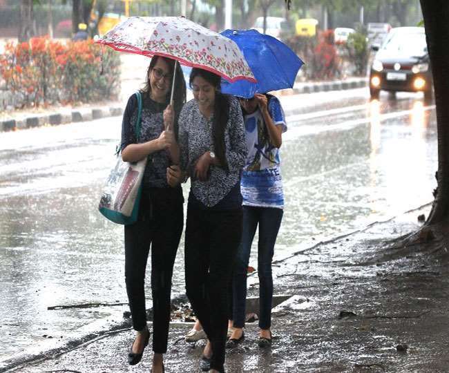 Delhi Monsoon Weather Forecast ALERT! अगले सप्ताह तक जारी रहेगा बारिश का दौर, न्यूनतम तापमान भी गिरेगा