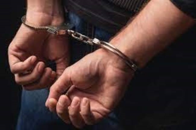 मादक पदार्थ के साथ सदर पुलिस ने तीन बदमाशों को पकड़ा