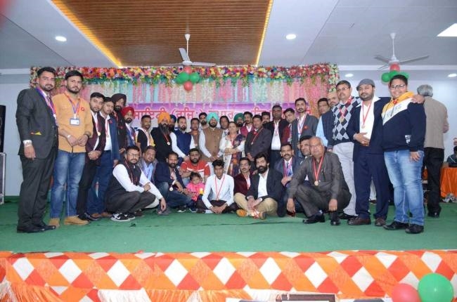 बच्चों को शिक्षा से रोशन कर रही समाज सेवा सोसायटी