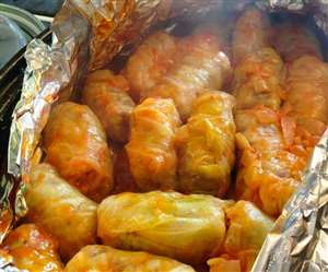 पत्तागोभी को ट्विस्ट देते हुए बनाएं 'कैबेज रोल्स', कोई भी खाने से नहीं कर पाएगा इंकार