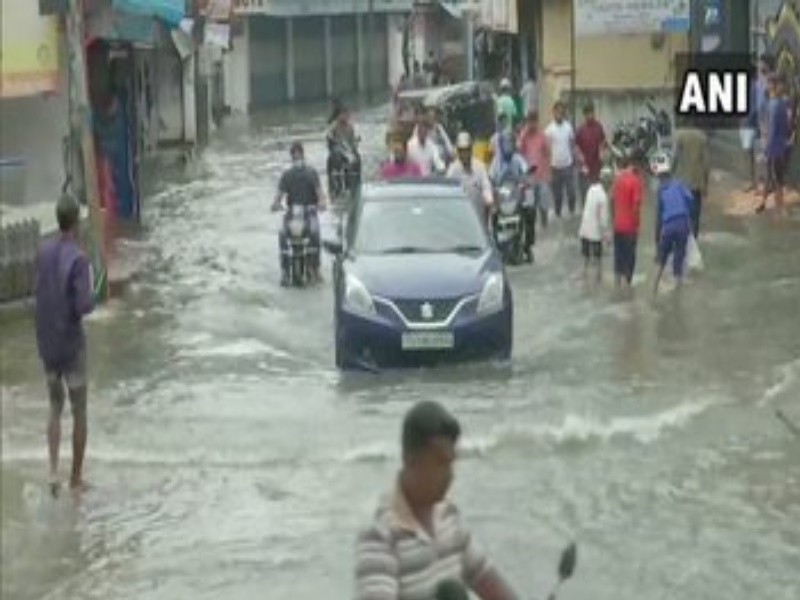 टोलीचोकी क्षेत्र में हुआ जलभराव