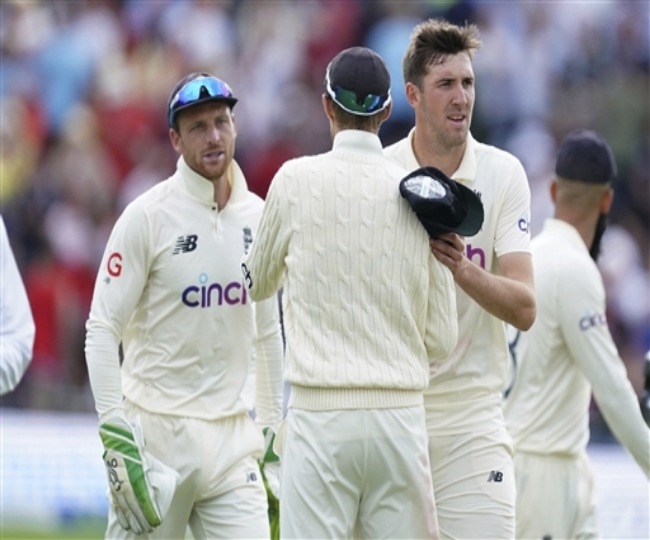 एंडरसन और ओवरटन ने 3-3 विकेट झटके