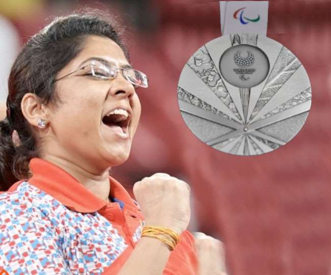 टेबल टेनिस खिलाड़ी भाविना पटेल ने रजत पदक जीता