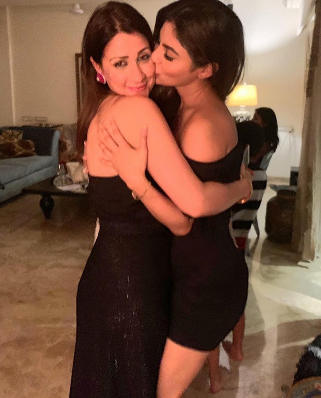 Image Credit: Mouni Roy Instagram