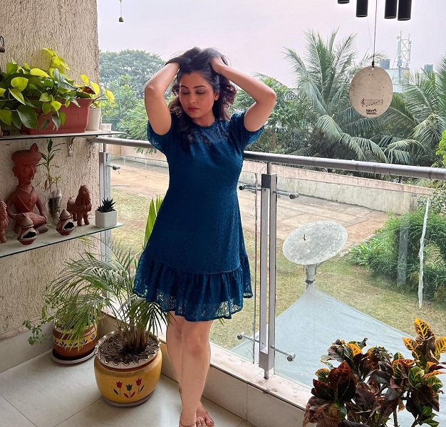 शुभांगी अत्रे ने बोल्ड फोटोशूट की तस्वीरें की है शेयर