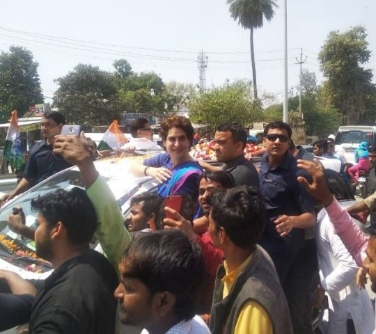 कांग्रेस महासचिव Priyanka Gandhi का अमेठी में कुछ ऐसा रहा अंदाज, देखें तस्वीरें