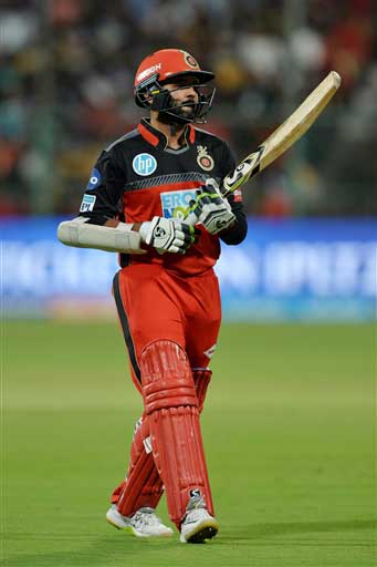 Photos: RCB ने रोमांचक मुकाबले में SRH को 14 रन से हराया