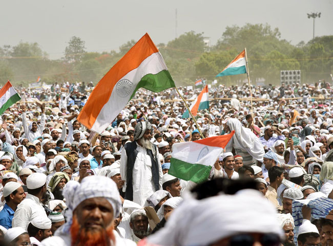 'दीन बचाओ-देश बचाओ' सम्मेलन में नफरत के खिलाफ उठी आवाज, देखें तस्वीरें...