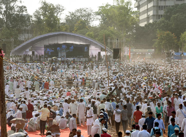 'दीन बचाओ-देश बचाओ' सम्मेलन में नफरत के खिलाफ उठी आवाज, देखें तस्वीरें...