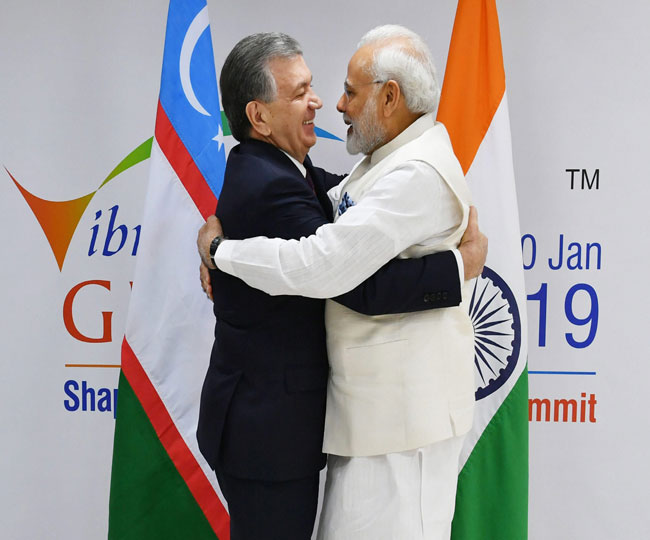 Vibrant Gujrat Summit 2019: देश को दुनिया के शीर्ष 50 देशों में शामिल करने का संकल्प