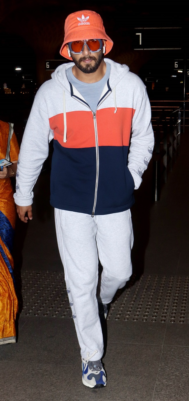 //www.jagranimages.com/images/ranveerairlastmar_2019_2_28_143157_s.jpg