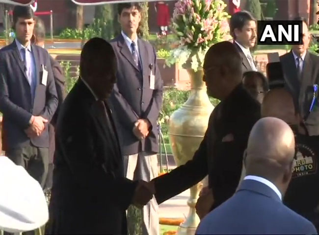 Republic Day 2019 पर शान से लहराया तिरंगा, देखें रंगारंग कार्यक्रम की तस्वीरें