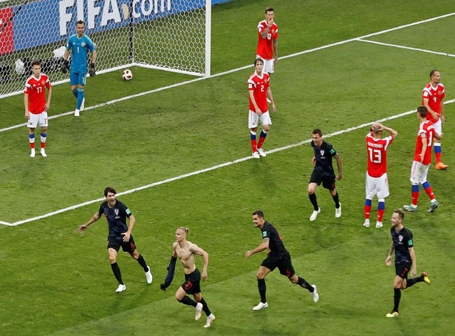 //www.jagranimages.com/images/russia-vs-croatia_2018_7_9_211255_s.jpg