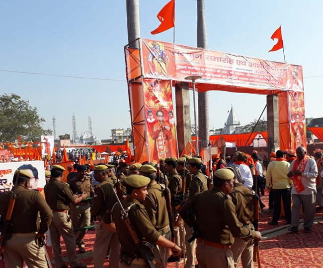 तस्वीरों में देखें-शिवसैनिकों से आच्छादित अयोध्या