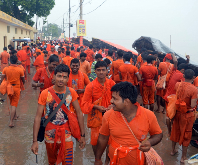 तस्वीरों में देखें-मंदिर-मंदिर हर हर बम बम