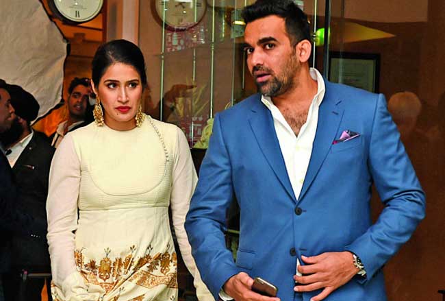 //www.jagranimages.com/images/sagarika-ghatge_2017_11_23_172435_s.jpg
