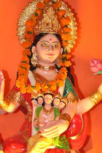 //www.jagranimages.com/images/skandamata_pics_2017_9_25_102420_s.jpg