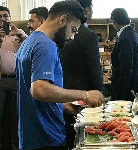 //www.jagranimages.com/images/virat-diet-pic_2017_12_26_153623_s.jpg