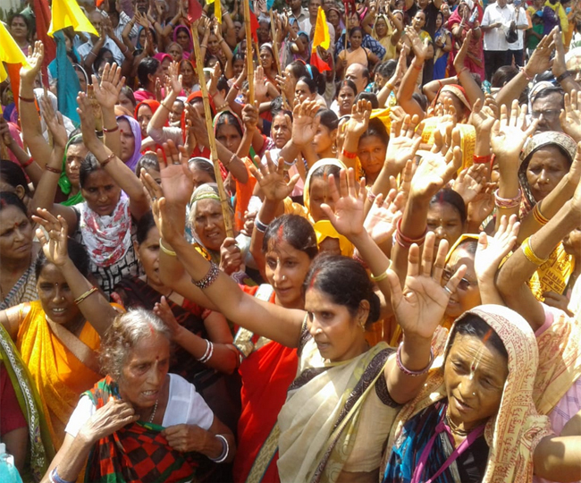 पटना में बलदेव और सुभद्रा संग नगर भ्रमण को निकले भगवान जगन्नाथ, देखें तस्वीरें...