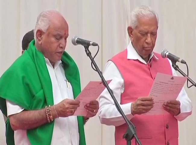 //www.jagranimages.com/images/yeddyurappa_oath_2018_5_17_10058_s.jpg